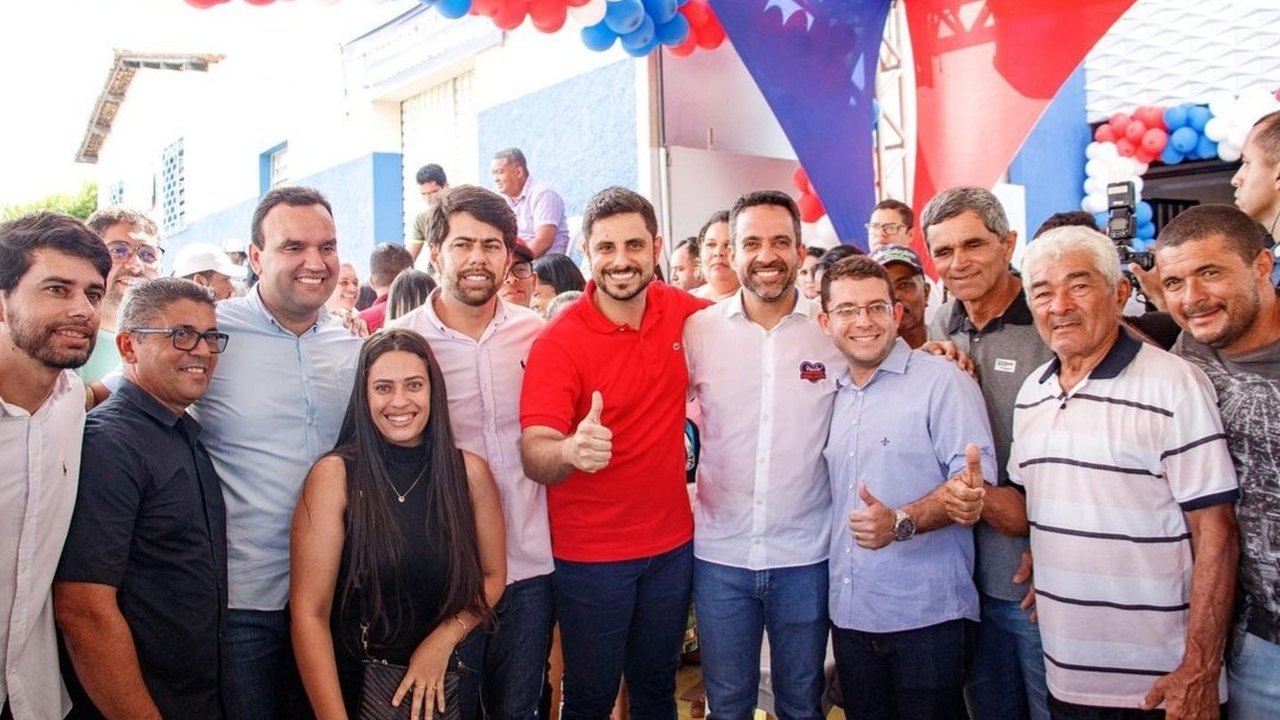 Prefeito Dalminho, de Belo Monte, acompanha a inauguração de complexo nutricional em Batalha