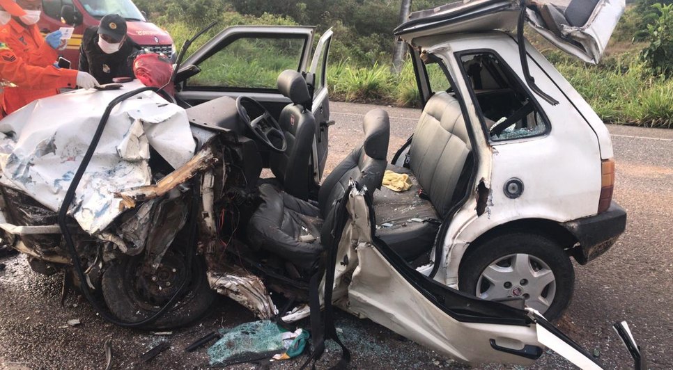 Homem morre e duas pessoas ficam feridas na rodovia SE-240 em Santo Amaro das Brotas
