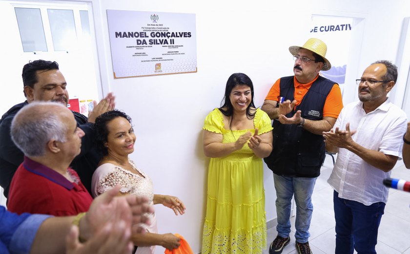 Prefeito Gilberto Gonçalves entrega nova UBS aos moradores do Conjunto José Carlos em Rio Largo