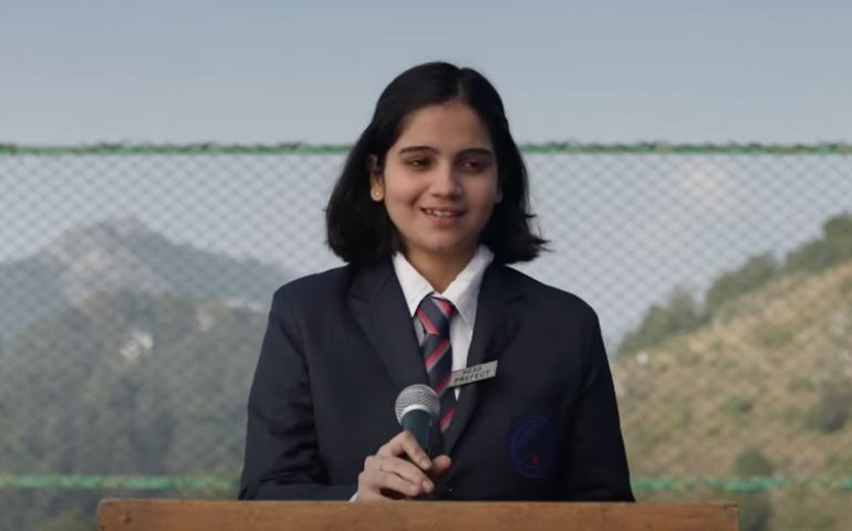 Em 'Sempre Garotas', diretora aborda a descoberta da sexualidade, ainda um tema tabu