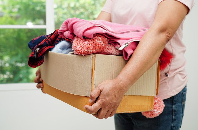 Doação de roupas: Tem Jeito lança campanha que une moda e solidariedade