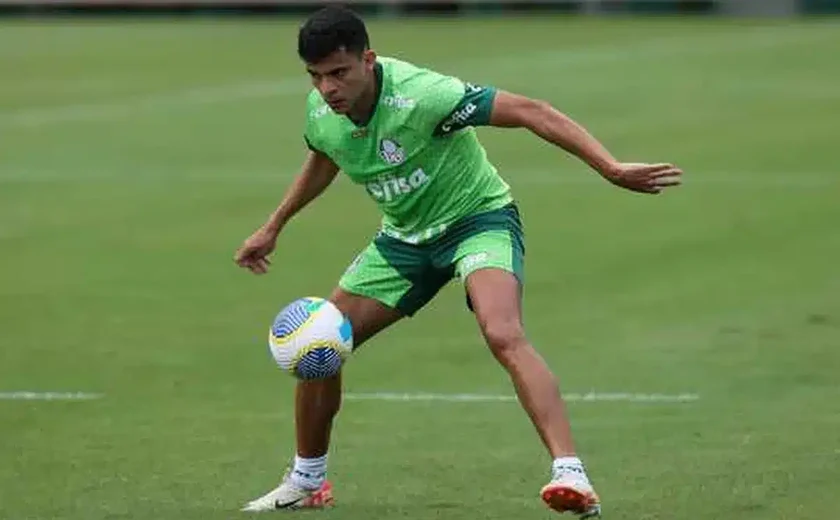 Bruno Rodrigues ganha alta após cirurgia no joelho e recebe visita de jogadores do Palmeiras