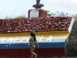 Explosão de entradas da Venezuela altera recorde do turismo brasileiro, diz mídia