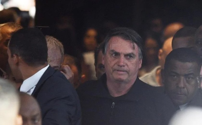 Bolsonaro deve prestar depoimento hoje na PF sobre joias sauditas