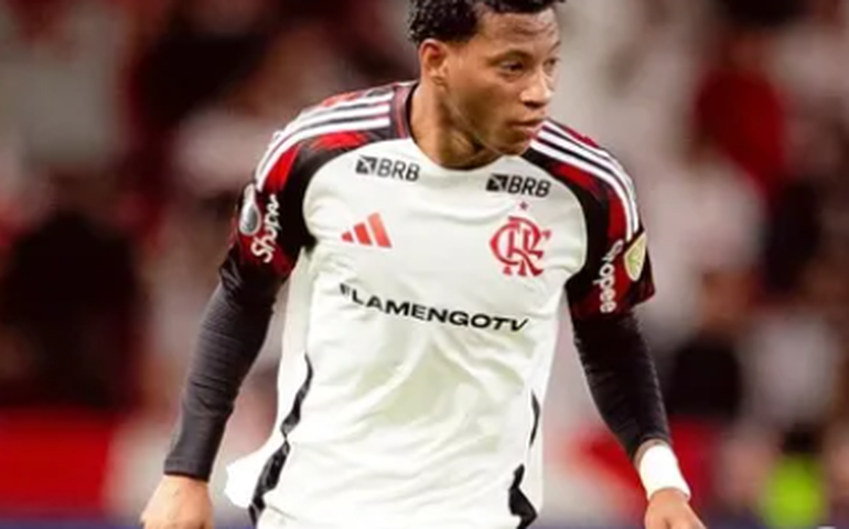 Flamengo pede anulação de expulsão de Plata e detona arbitragem da Libertadores: 'Tendenciosa'