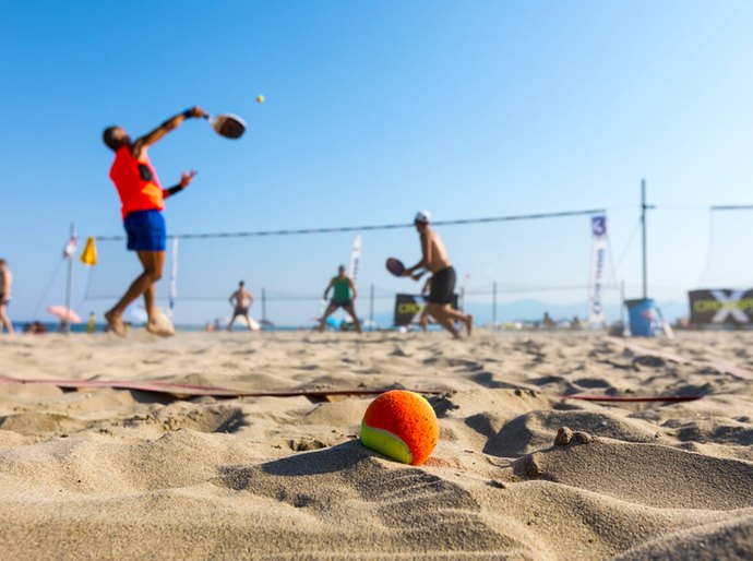 Torneio de beach tennis em Penedo movimenta economia da cidade