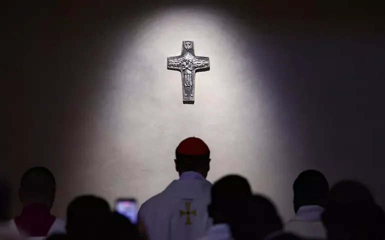 Leão XIV celebra 'testemunho corajoso' do papa Francisco