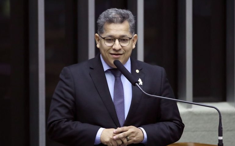 Câmara aprova projeto que prevê contratação preferencial dos Correios por órgãos públicos federais