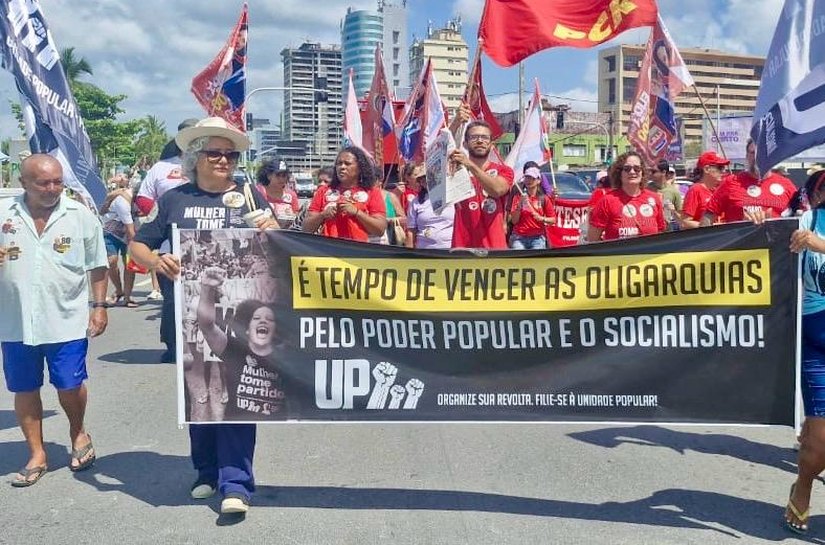 Lenilda Luna, candidata da UP, marcha junto ao 32º Grito dos Excluídos na Avenida da Paz
