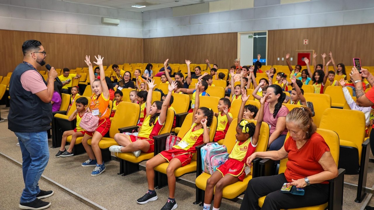 Detran/AL alcança 180 mil estudantes com programa de educação para o trânsito pioneiro no Brasil