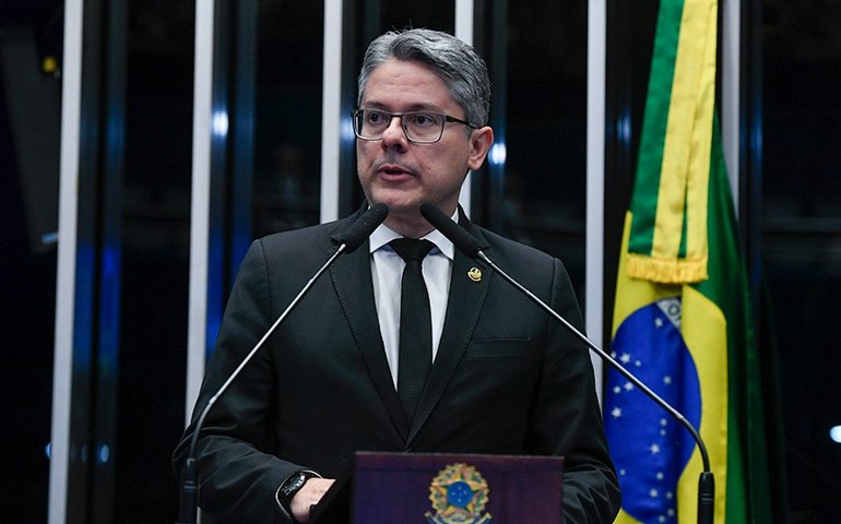 Alessandro Vieira anuncia filiação ao MDB