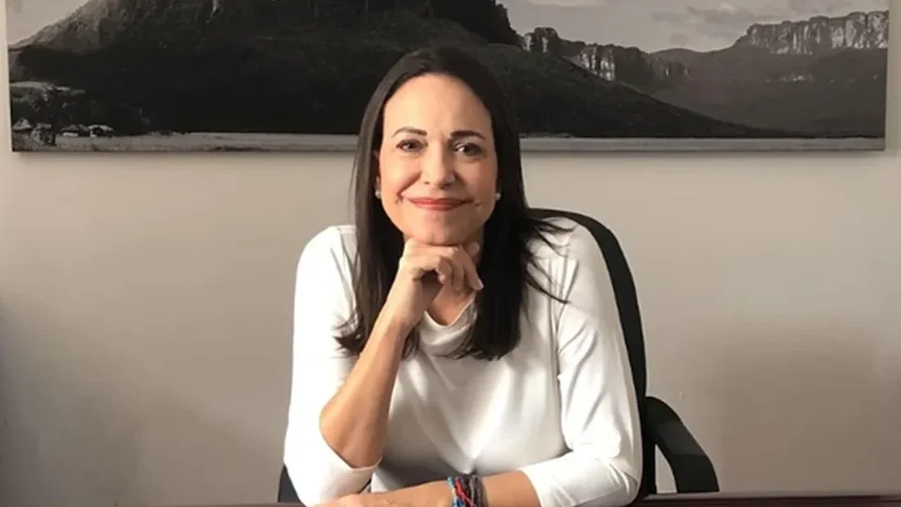 Líder da oposição da Venezuela confirma conversa com secretário de Estados dos EUA