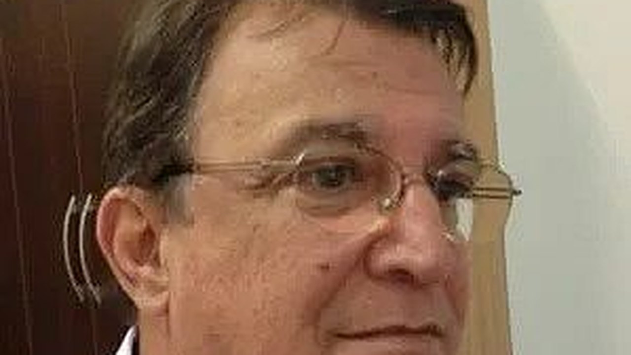 Hospitalizado desde junho, morre aos 74 anos o jornalista Plínio Lins