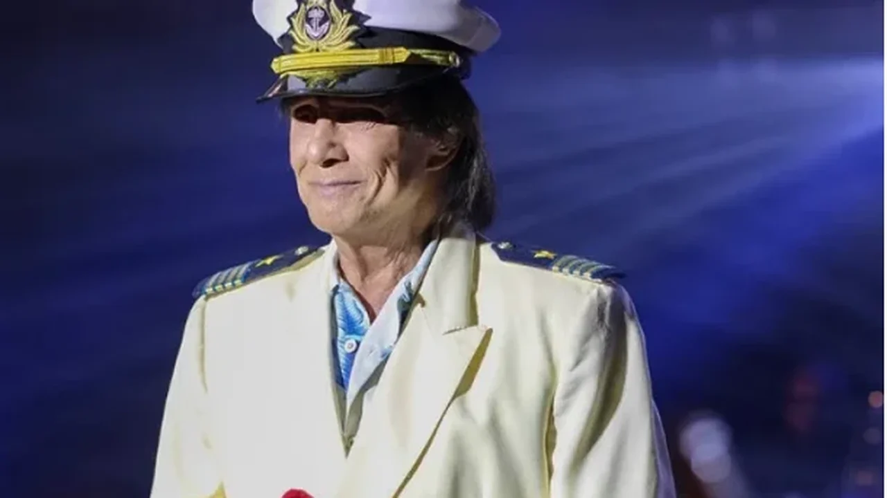 Niterói celebra Roberto Carlos em show na nova arena multiúso