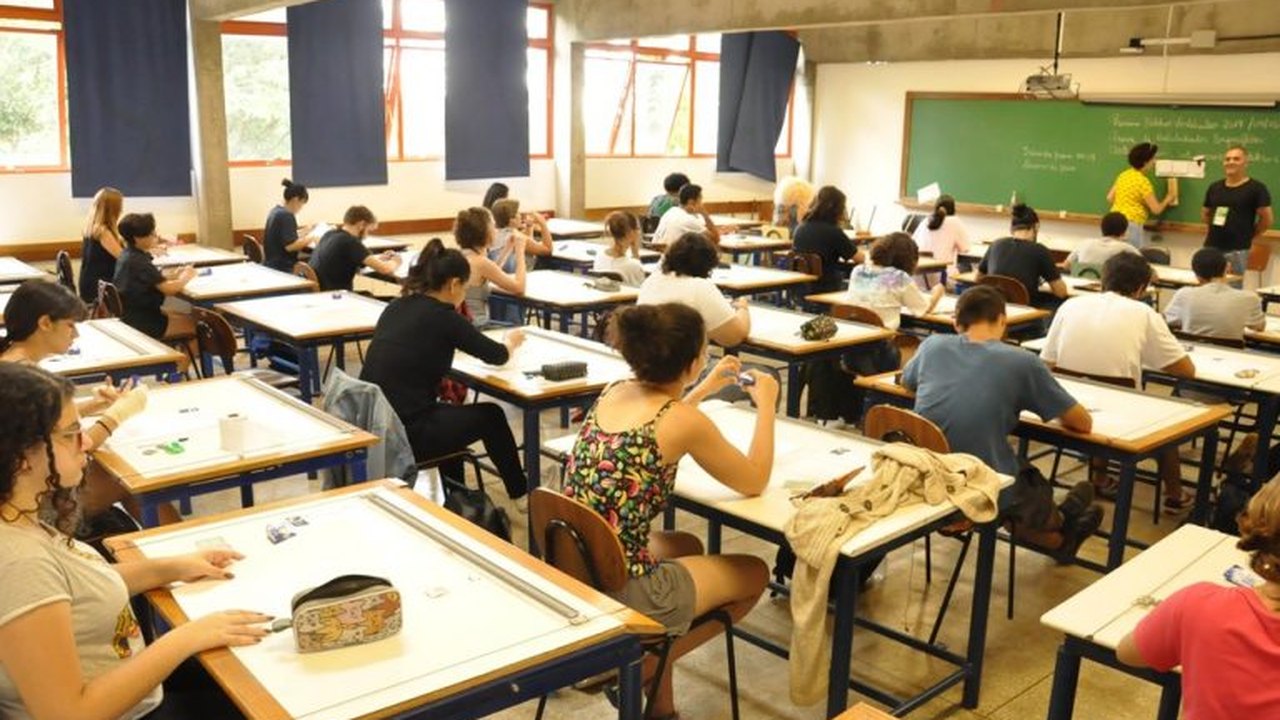 Fiscalização revela que 57% das salas de aulas do país são inadequadas