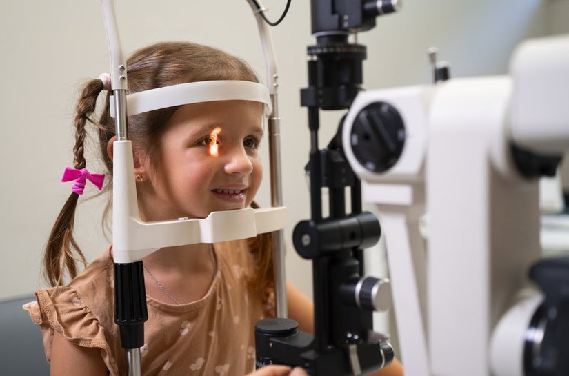 Câncer ocular infantil raro exige atenção redobrada dos pais