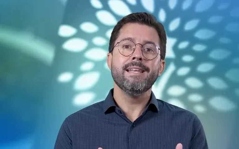 Prefeito cotado para vice de Cleitinho em Minas renuncia na véspera do prazo de descompatibilização