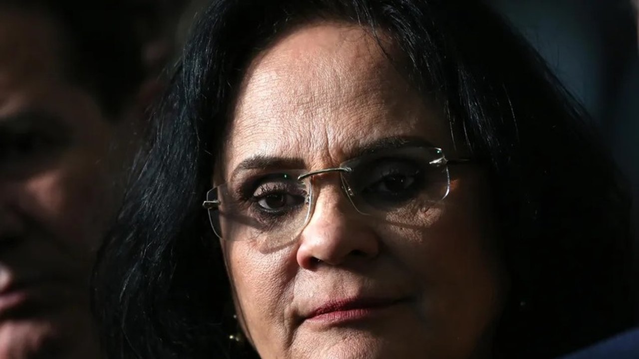 Lula cobra que Damares apresente provas de ‘monstruosidade’ dita sobre pedofilia