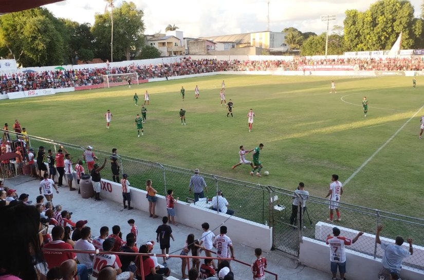 Coruripe perde para o Penedense e está fora da final da Copa Alagoas