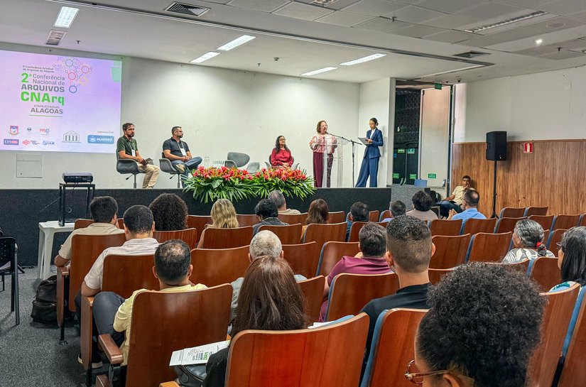 Alagoas debate o papel dos arquivos como instrumentos de democracia e cidadania