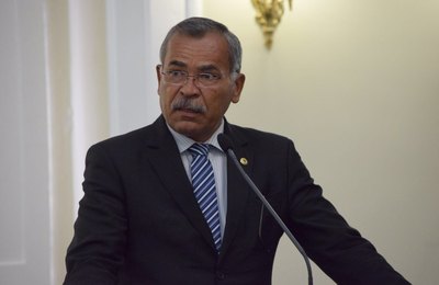Deputado quer que Eletrobras e Casal não cortem água e energia nos finais de semana e vésperas de feriados