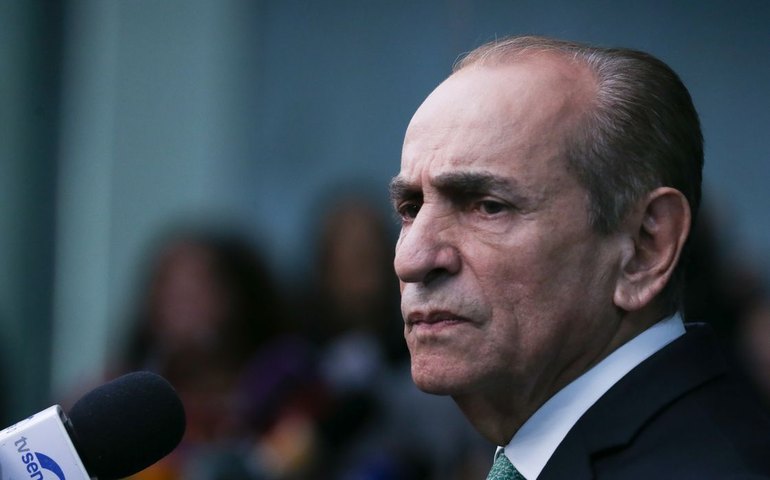 CCJ do Senado aprova fim da reeleição para o Executivo