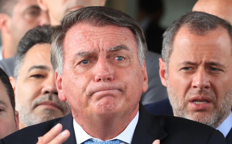 PGR recomenda que PF 'monitore em tempo real' cumprimento de medidas cautelares por Bolsonaro