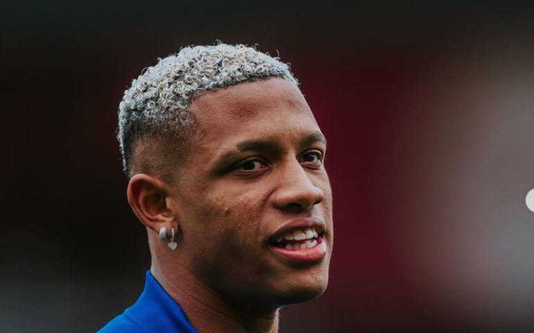 Técnico do Nottingham Forest lamenta lesão de Danilo, ex-Palmeiras: 'Momento difícil'