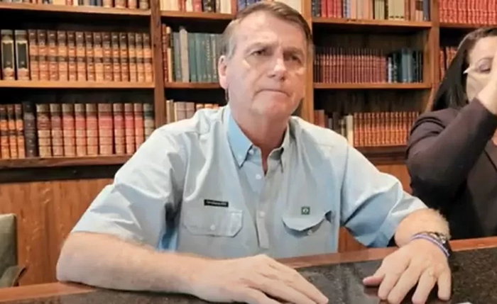 Bolsonaro em live Bolsonaro em live