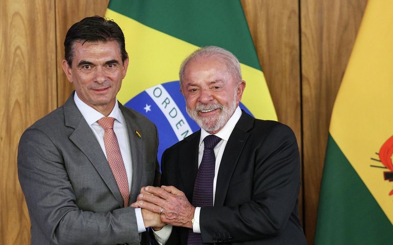 Brasil envia à Bolívia carga humanitária de 16 toneladas de arroz e 5 de leite em pó