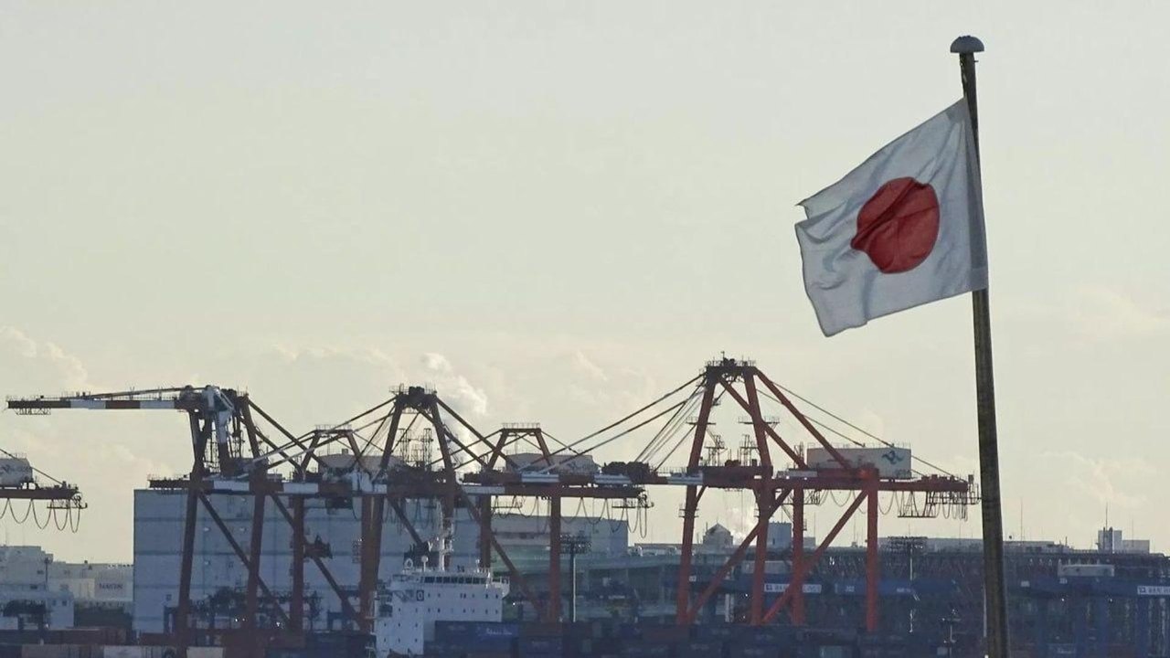 China amplia controle de exportações para conter avanço do 'neomilitarismo' japonês, diz mídia