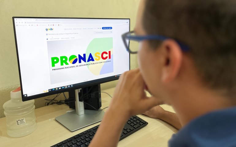 Bolsa-Formação: Governo Federal disponibiliza 1.384 vagas em cursos à distância para Alagoas