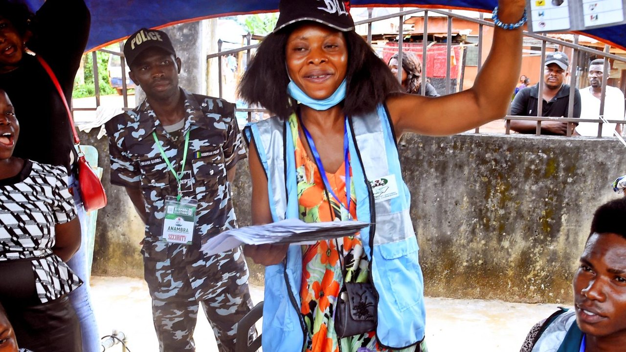 África do Sul realiza eleição crucial, mas jovens eleitores falam em desilusão com política do país 30 anos após o apartheid