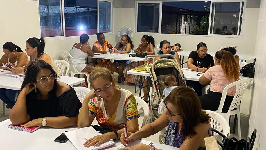 Casa Tuca e Fundação Dom Cabral realizam primeira Feira do Empreendedorismo após curso focado no desenvolvimento e economia local
