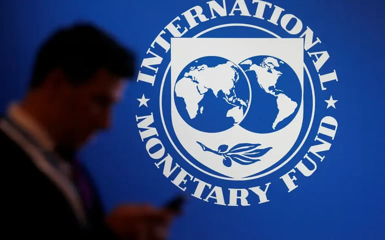 FMI prevê aumento da dívida pública do Brasil para 86,7% do PIB em 2024 e novas altas nos próximos cinco anos