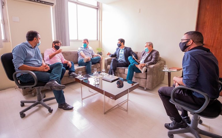 Revitalização do Calçadão do Comércio é pauta de reunião entre Prefeitura e Aliança Comercial