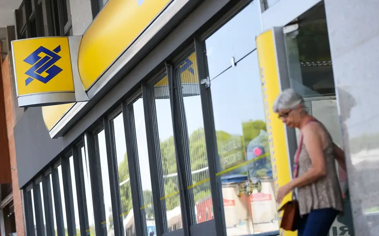 Corpus Christi: bancos não terão atendimento presencial ao público