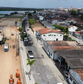 Parceria entre Governo de Alagoas e Prefeitura de Penedo recupera novo trecho de asfalto na cidade