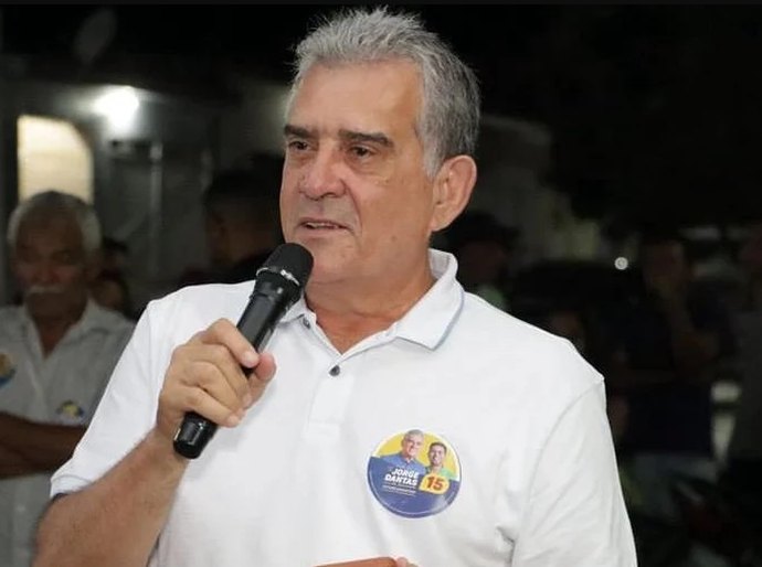Prefeito reeleito para um 5º mandato tem seu nome cogitado para comandar mais uma vez a AMA
