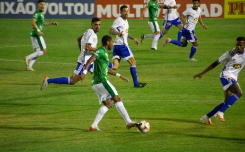Cruzeiro vence o Guarani de virada e zera pontuação na Série B