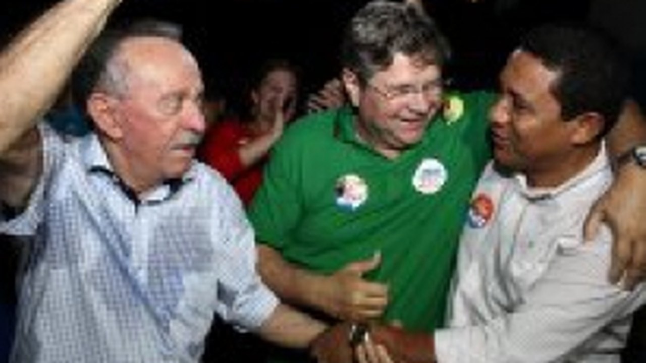 À nova moda tucana, Julio César decide apoiar Benedito de Lira