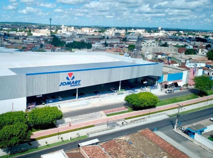Jomart Atacarejo abre em horário especial para compras de Páscoa neste sábado e domingo