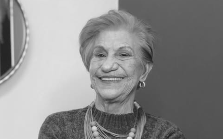 Morre Vovó Cora, influencer de maquiagem com mais de 6 milhões de seguidores