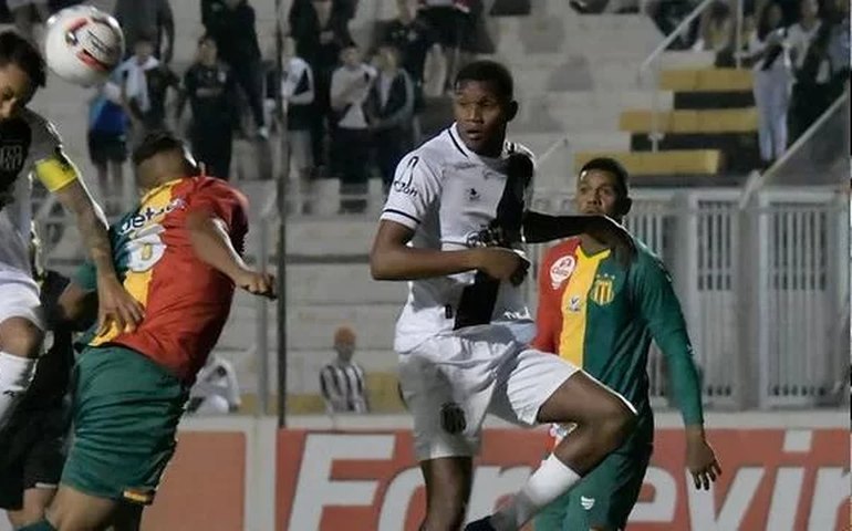 Ponte Preta empata com Sampaio Corrêa e segue na zona de rebaixamento da Série B