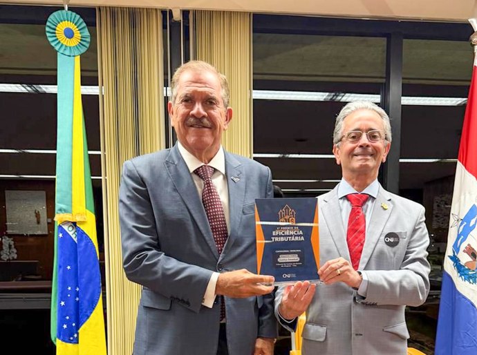 Presidente do TJAL dialoga com ministro Humberto Martins, em Brasília