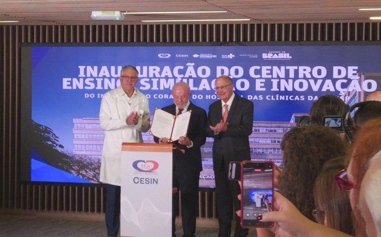 Lula inaugura centro médico no SUS com tecnologia usada no hospital que atende presidente dos EUA