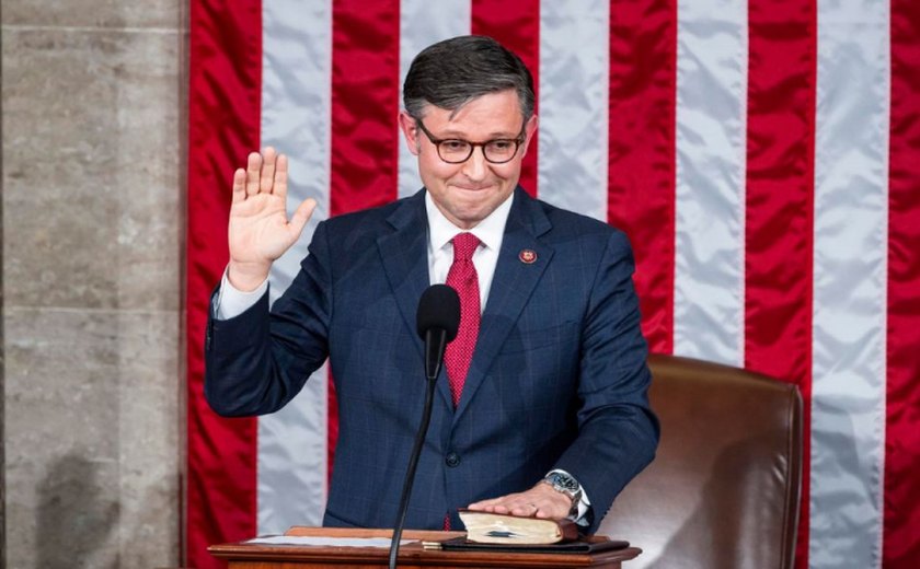 Republicanos encerram crise e elegem aliado de Trump líder da Câmara