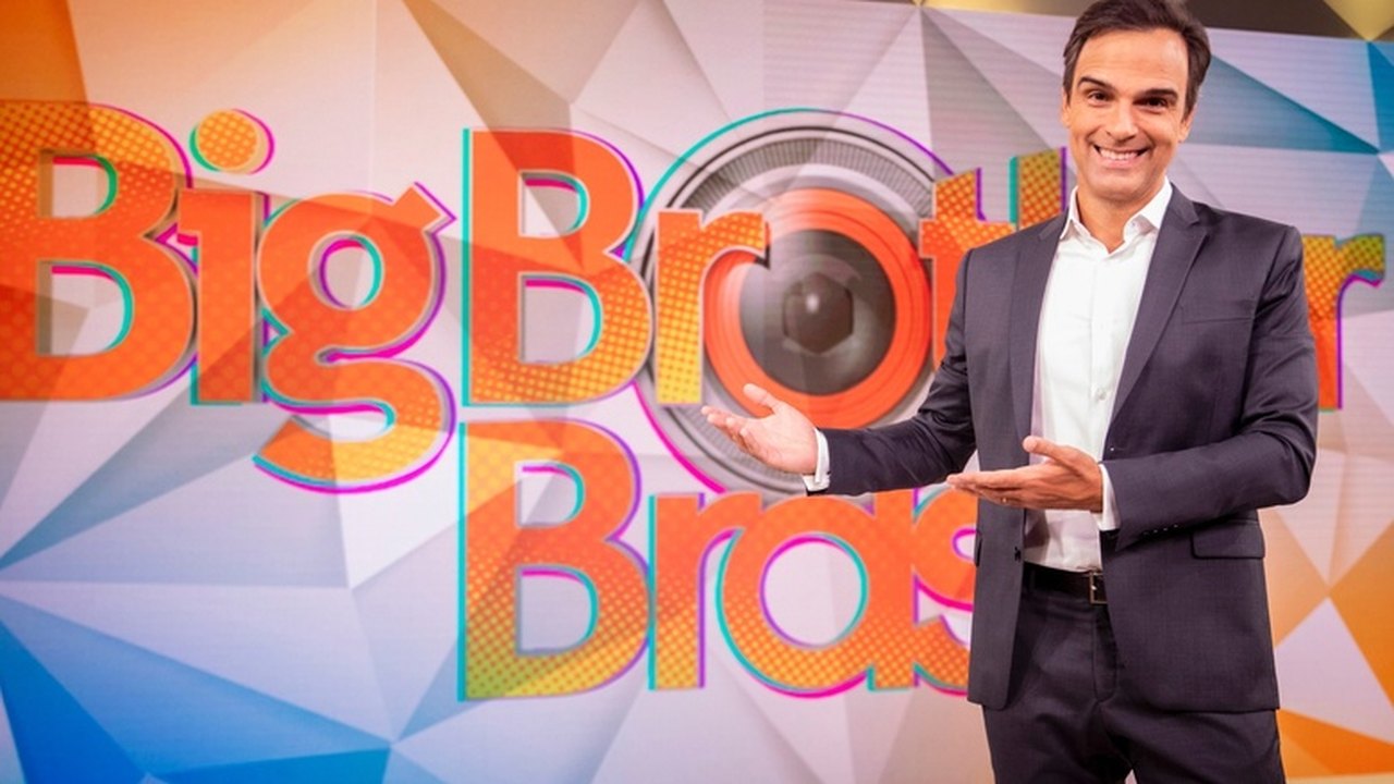 Tadeu Schmidt dá show em apresentação do ‘BBB’ e vira destaque positivo da edição