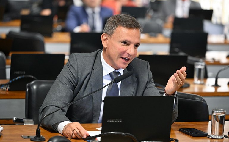 CCJ debate projeto que limita concessão de liberdade provisória