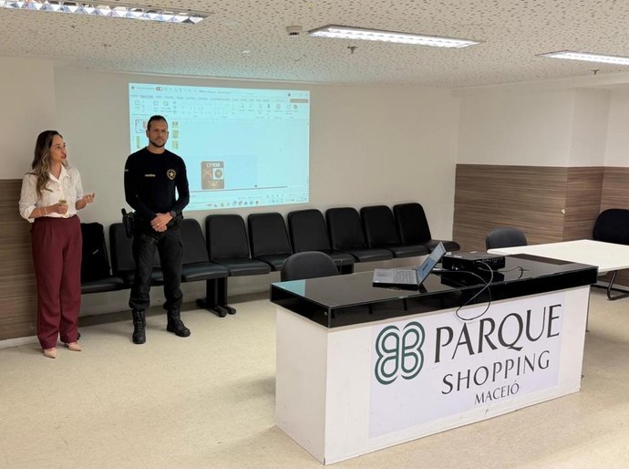 Polícia Civil participa de palestra sobre segurança turística em shopping de Maceió